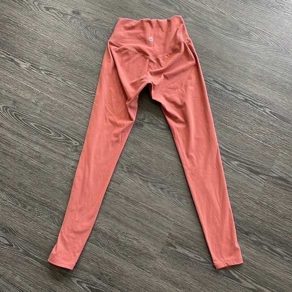SzS BuffBunny Rosa Leggings in Cinnamon GUC Similar to Aligns - Picture 4 of 8